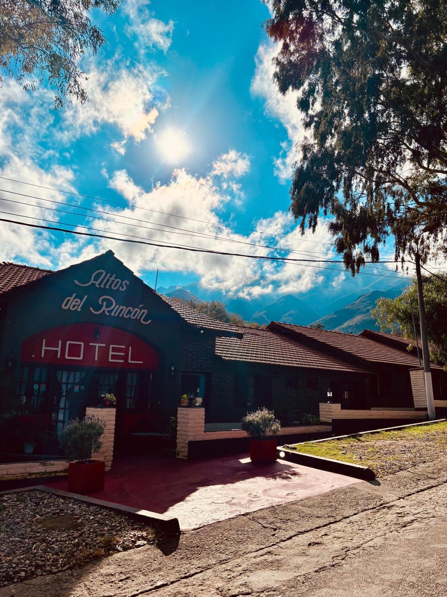 Hotel Altos Del Rincon Мерло Экстерьер фото