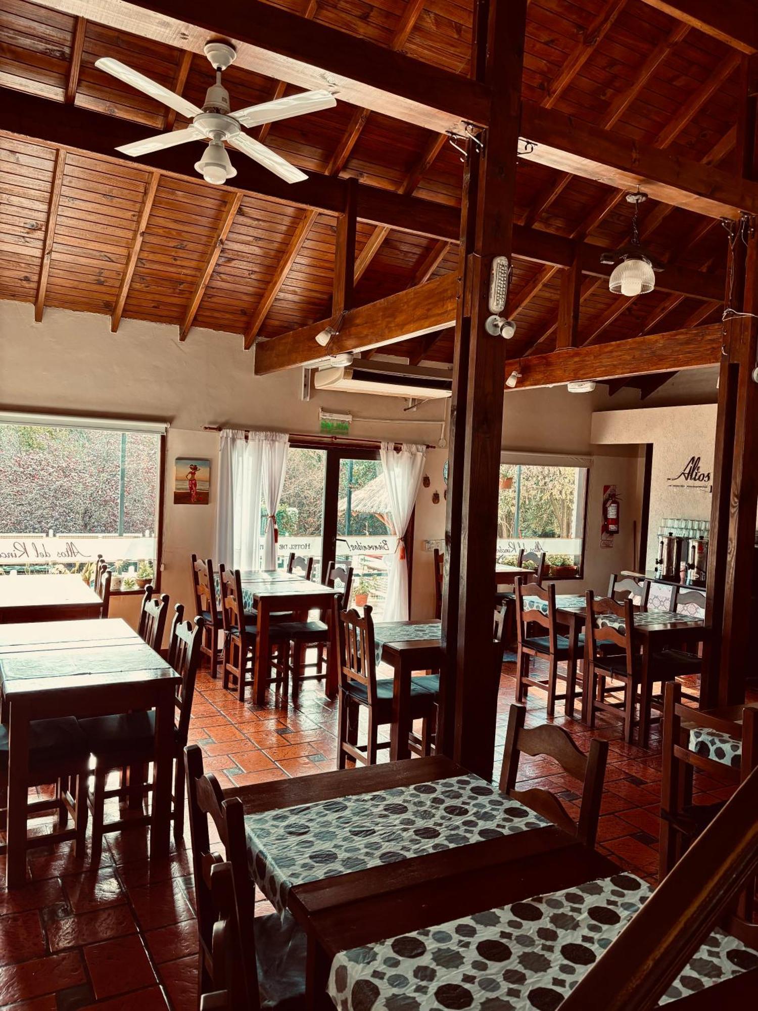 Hotel Altos Del Rincon Мерло Экстерьер фото