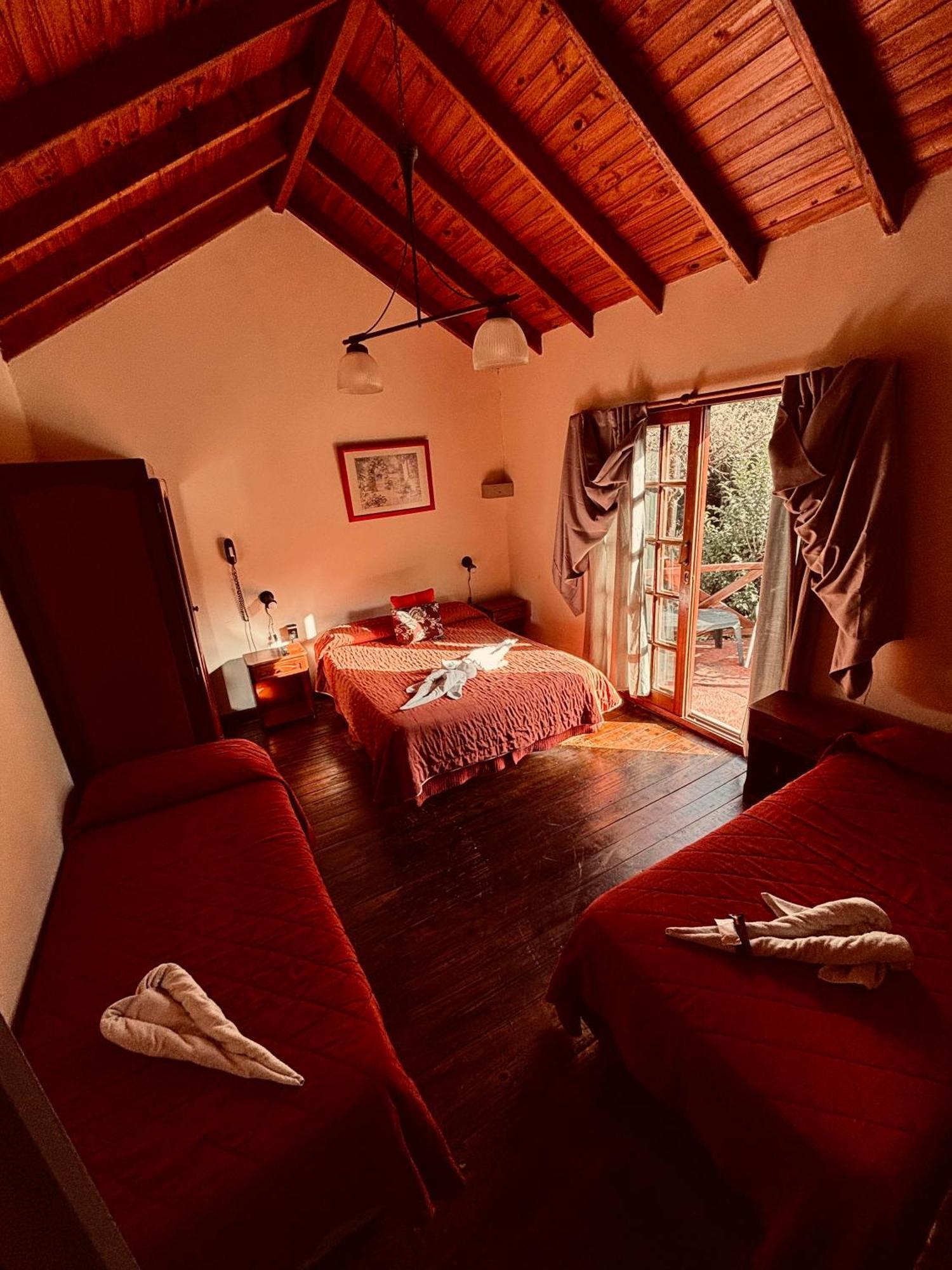 Hotel Altos Del Rincon Мерло Экстерьер фото
