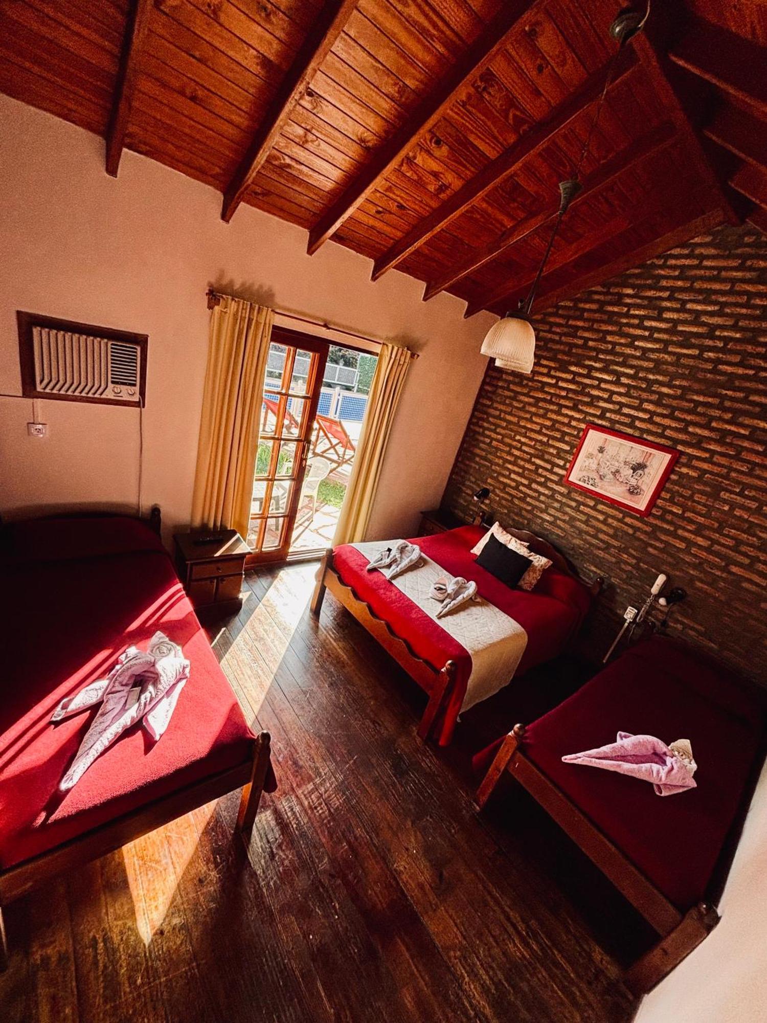Hotel Altos Del Rincon Мерло Экстерьер фото