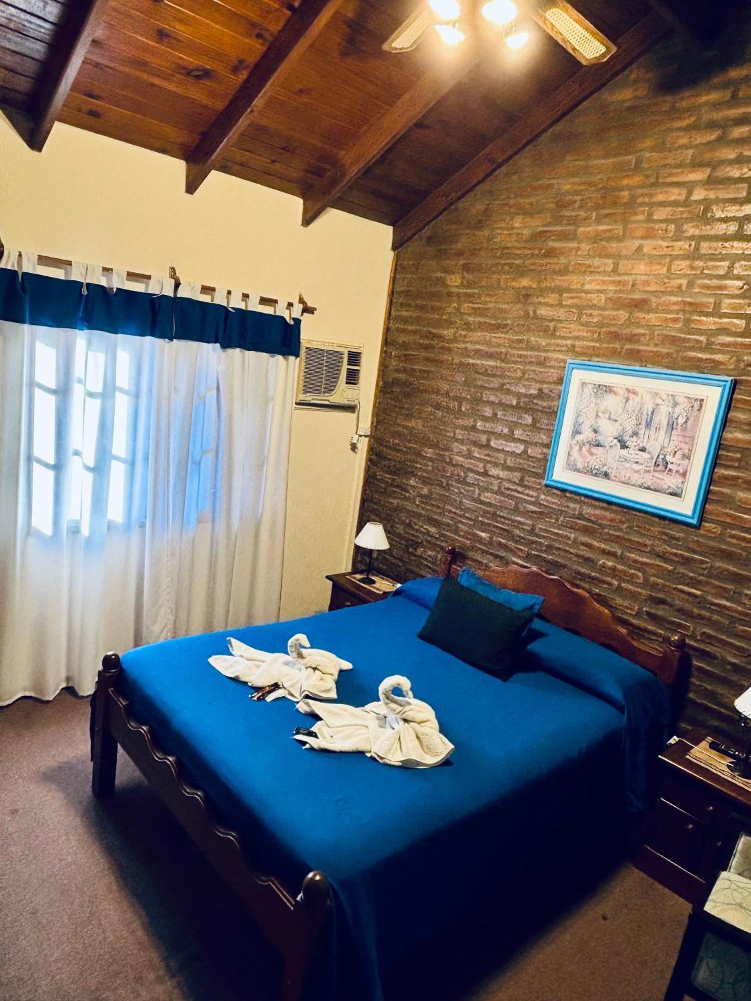Hotel Altos Del Rincon Мерло Экстерьер фото